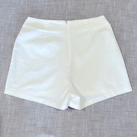 Francesca’s skort - Picture 2 of 5